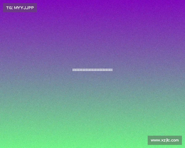 网球赛场激烈角逐精彩纷呈，顶级选手拼搏奋战为荣誉而战